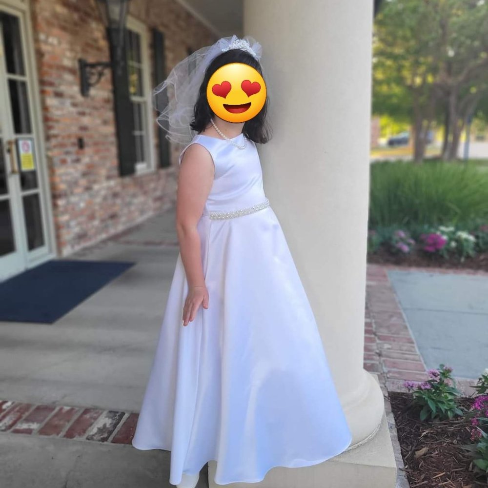 Girls 1st Communion dress and veil